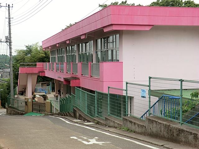kindergarten ・ Nursery. Takayanagi stand 780m to kindergarten