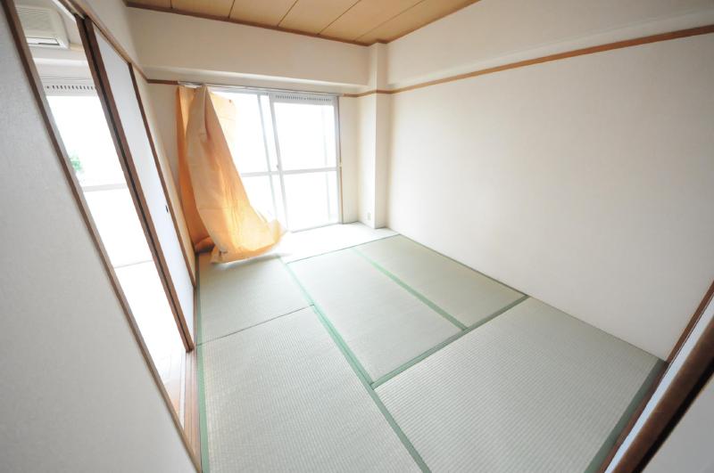Other room space