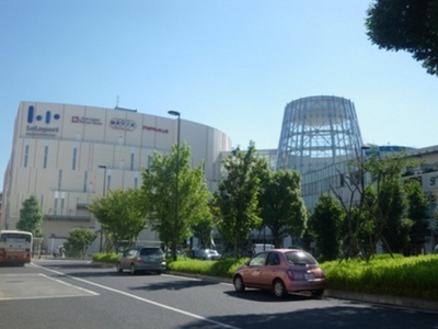 Shopping centre. LaLaport Kashiwanoha until the (shopping center) 2000m