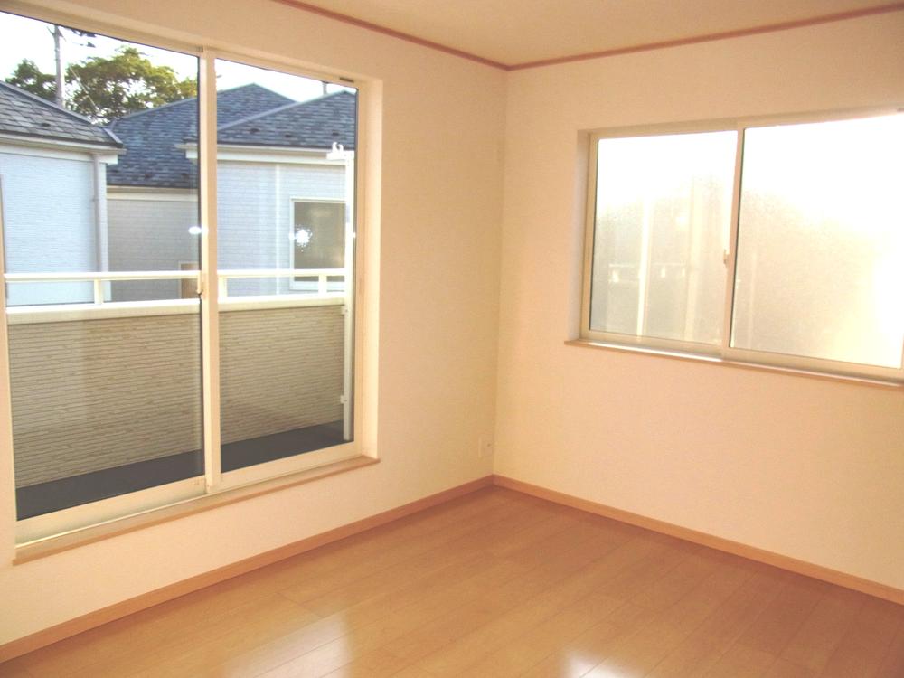 Non-living room. Indoor (11 May 2013) Shooting