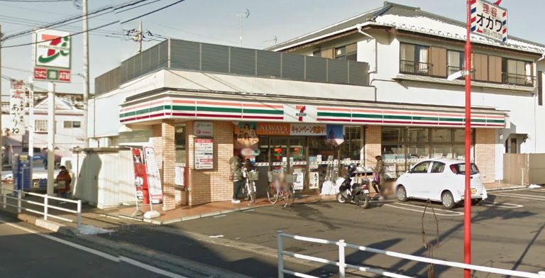 Convenience store. Seven-Eleven Kashiwa Aobadai 1-chome to (convenience store) 550m