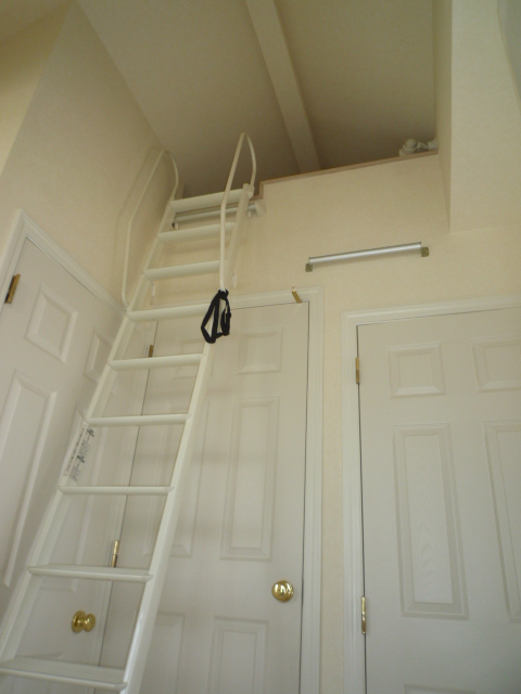 Other Equipment. Ladder going up to the loft