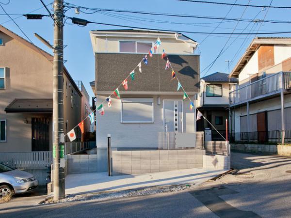 Local appearance photo