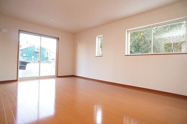 Living. Conversation of your family is lively, Open-minded LDK room (November 2013) Shooting 1 Building