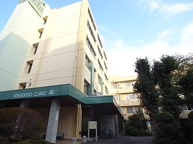 Hospital. Winding Ishido 750m to the hospital (hospital)