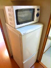 Kitchen. microwave ・ refrigerator