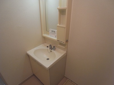 Washroom. Wash dressing room ・ Indoor Laundry Storage, Independent wash basin.