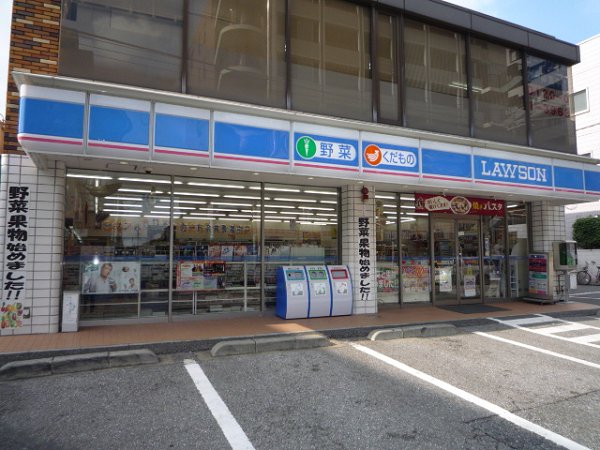 Convenience store. 300m until Lawson Kashiwa Izumimachi store (convenience store)