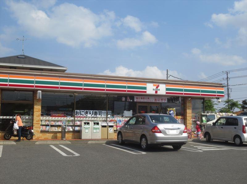 Convenience store. Seven-Eleven Shonan arbitrariness of 656m up to wooden stand shop