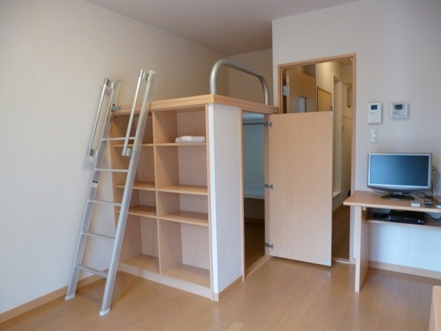 Living and room