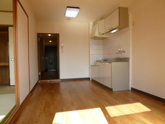 Living and room