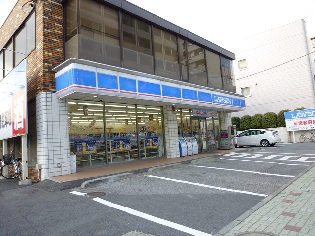 Convenience store. 893m until Lawson Sakaine store (convenience store)