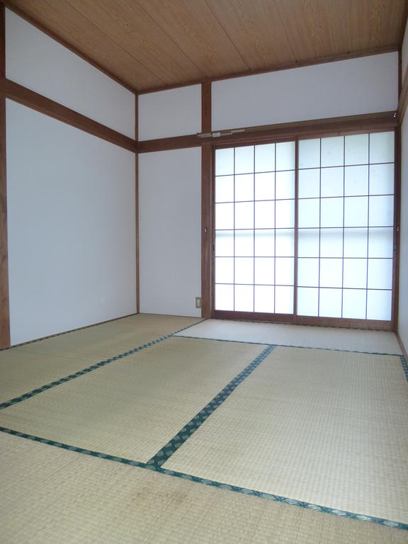 Other room space. Japanese style room
