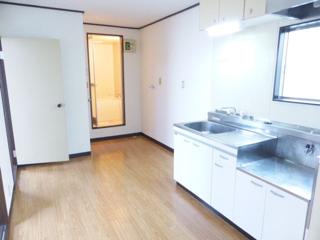 Kitchen. dining