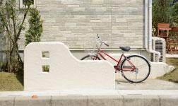 Other. Bicycle parking bike course, Convenient cycle space can also be used in place of, such as gardening supplies to use outside. (Our example of construction)