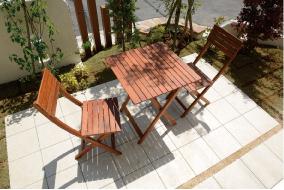 Garden. Compatibility with planting also good tiled terrace. (Our example of construction)