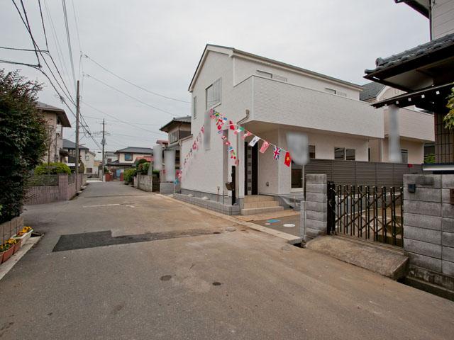 Local photos, including front road