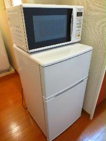 Kitchen. microwave ・ refrigerator