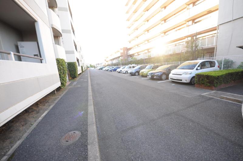 Parking lot