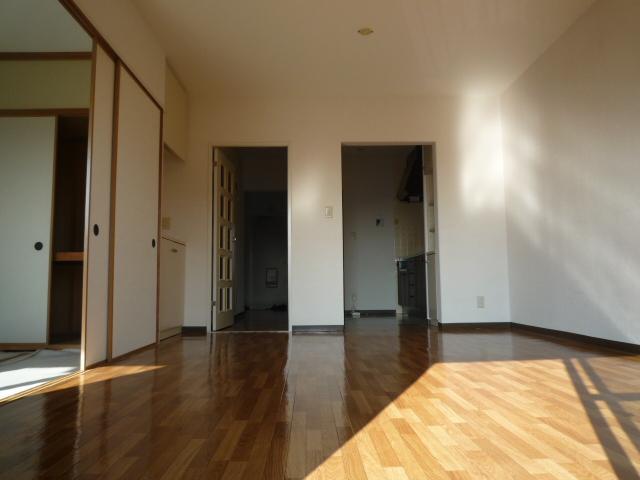 Living and room