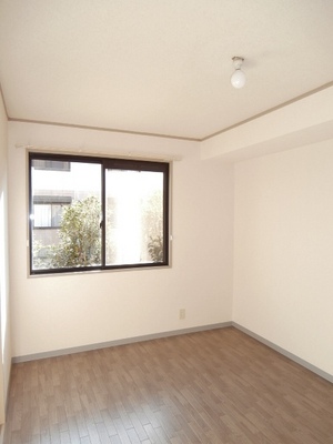 Living and room. Bedroom