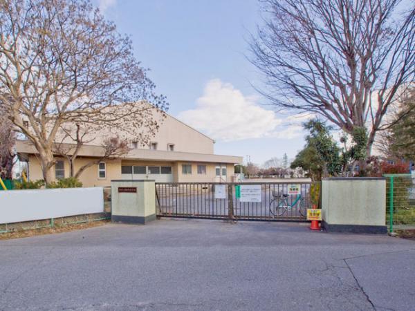 Primary school. 560m up to elementary school Kashiwa City Tanaka Elementary School