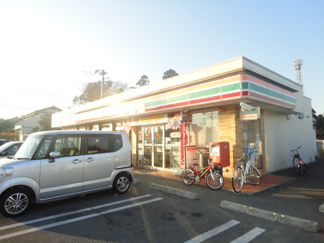 Convenience store. Seven-Eleven Kashiwa Science Park store up (convenience store) 471m