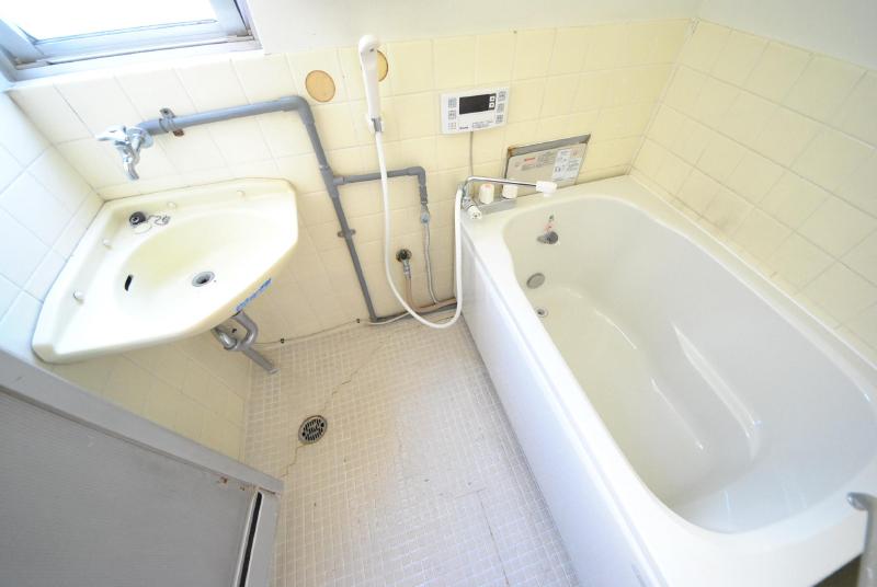 Bath. Bathtub new, We put Reheating function. 