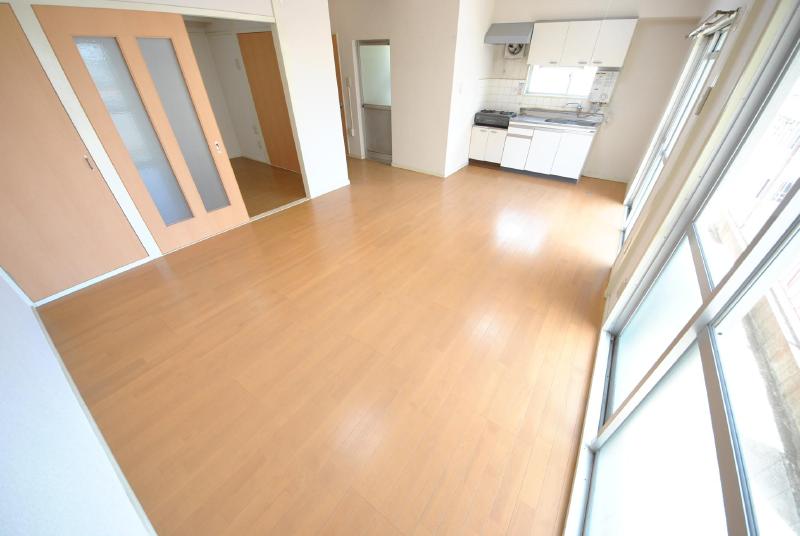 Living and room