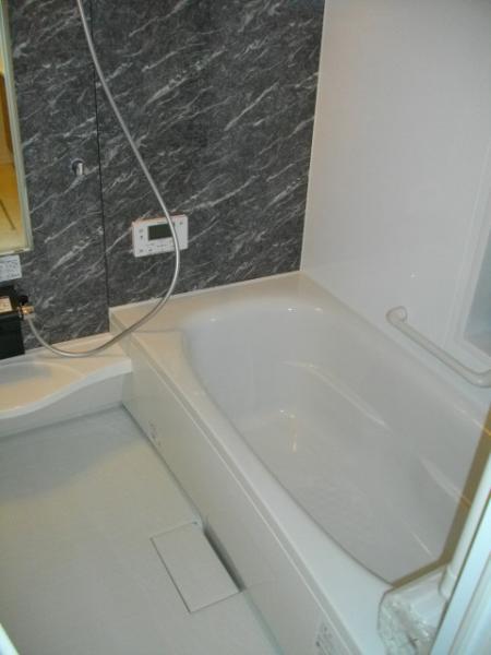 Same specifications photo (bathroom). Also big success your laundry on a rainy day, Bathroom with bathroom drying function