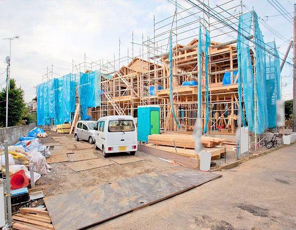 Local appearance photo. Local (11 May 2013) Shooting