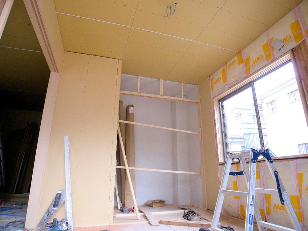 Other introspection. Interior construction process (December 2013) Shooting