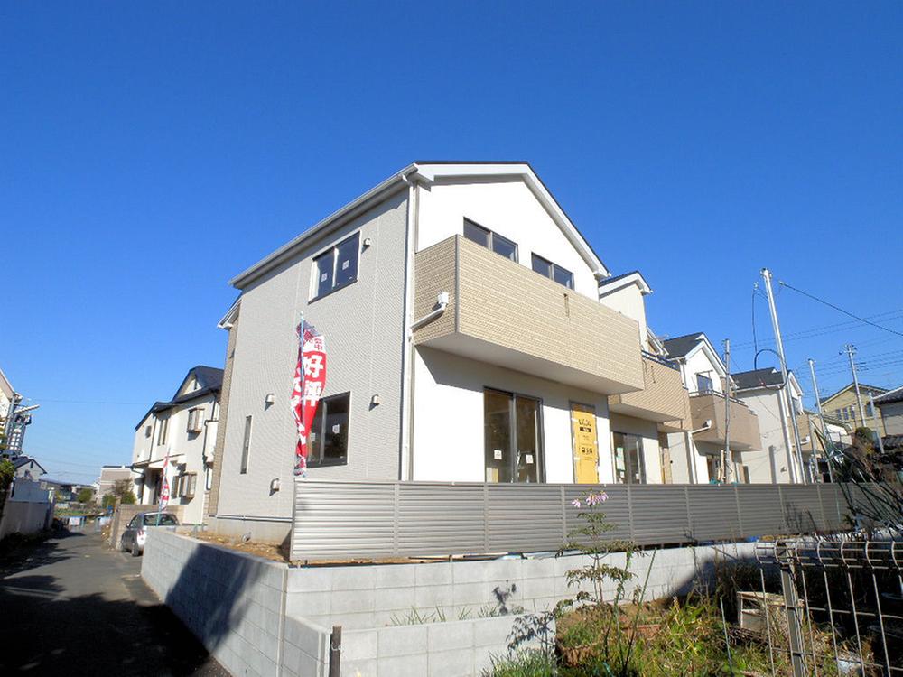 Local appearance photo. Local 1 Building Exterior Photos (December 2013) Shooting