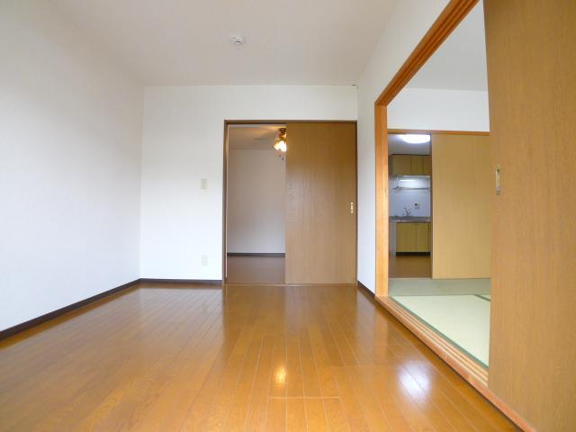 Other room space