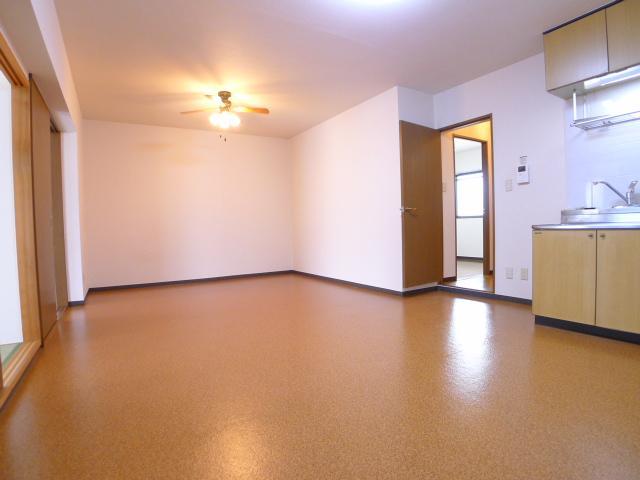 Living and room