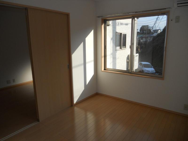 Other room space. Room 6 Pledge The window is also many lighting resistance even enough