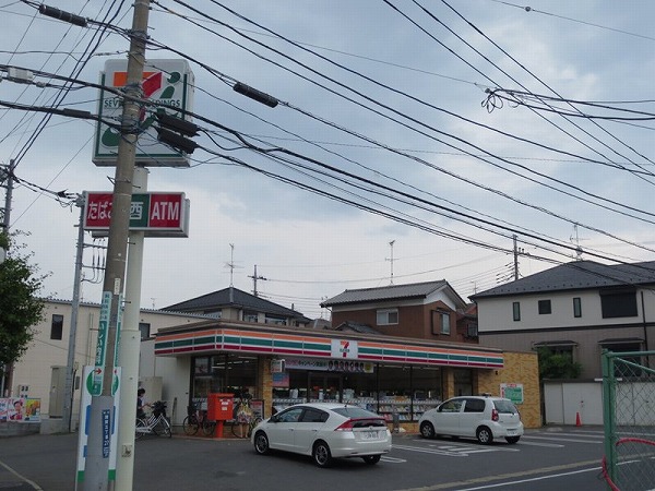 Convenience store. Seven-Eleven Kashiwa Kaga 3-chome up (convenience store) 195m