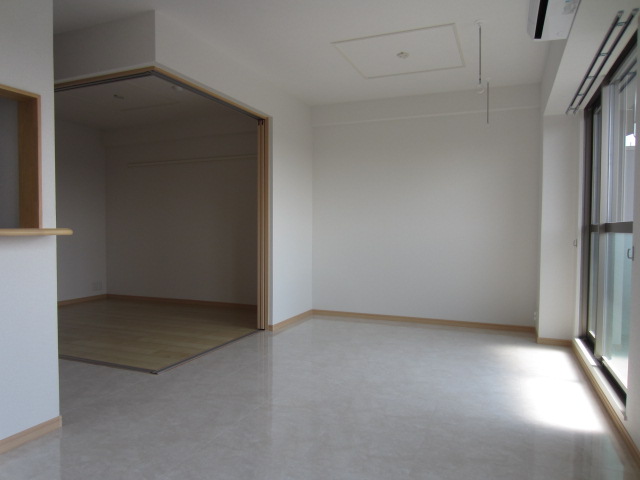 Living and room