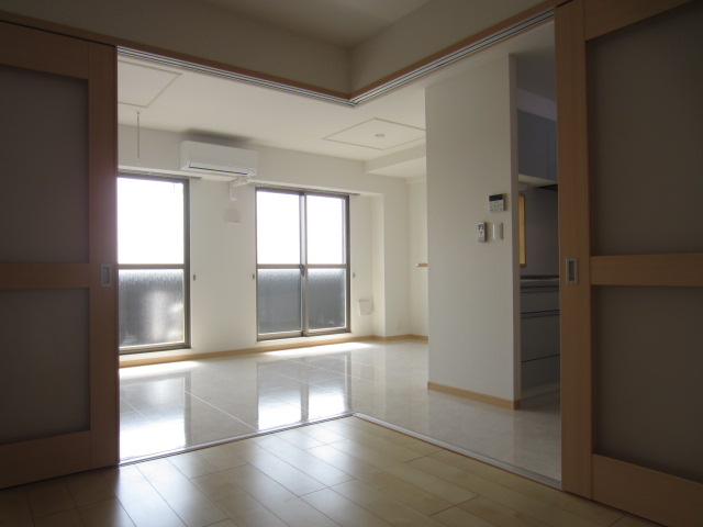 Living and room