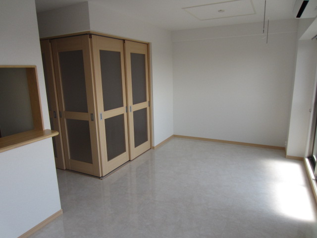 Living and room