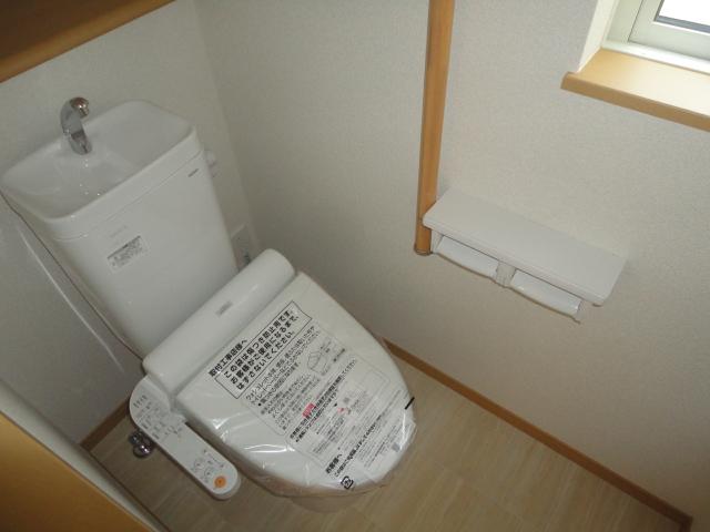 Toilet.  ◆ Of course, it is with a bidet function.