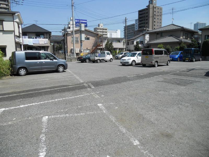 Parking lot