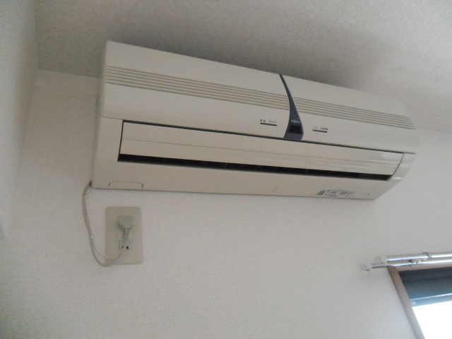 Other Equipment. Air conditioning is standard equipped with first base