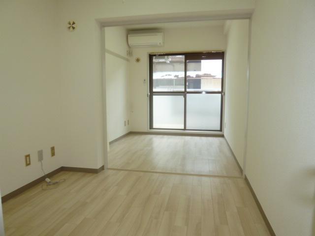 Other room space