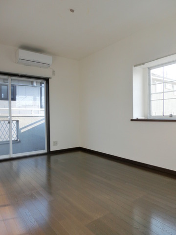 Other room space. Western style room