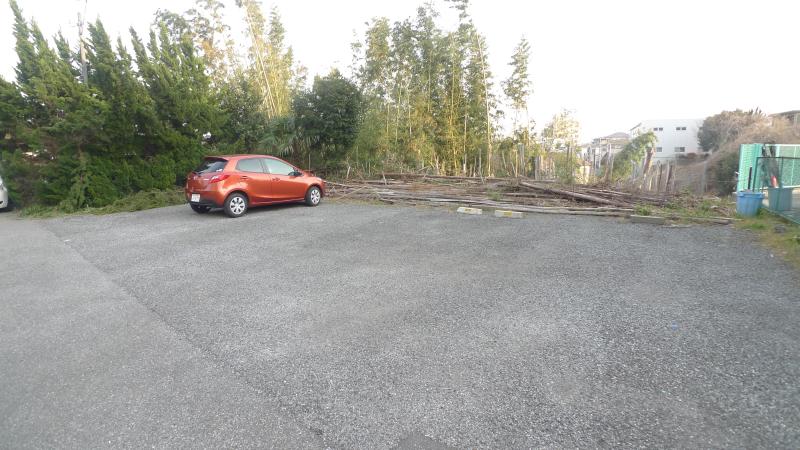 Parking lot
