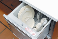Other Equipment. The dishwasher as standard equipment, Reduce the burden of housework. Since the drawer type, Also work from the sink comfortable (same specifications)
