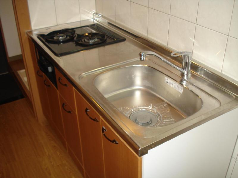 Kitchen. 2-neck is a system Kitchen