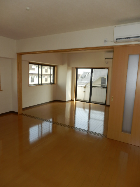 Living and room
