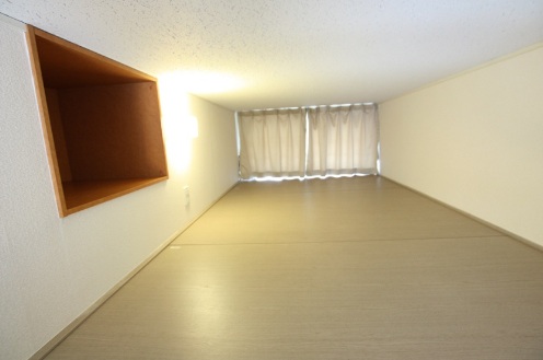 Other room space. loft